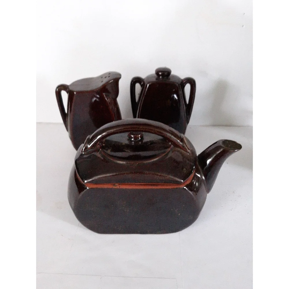 Vintage Japan red clay salt pepper tea pot set